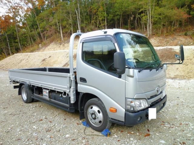 TOYOTA DYNA 2022