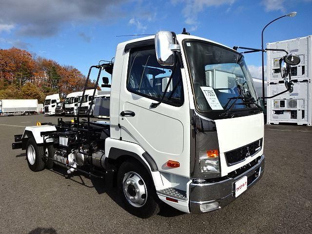 MITSUBISHI FUSOU FIGHTER 2025