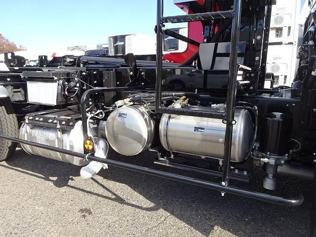 MITSUBISHI FUSOU FIGHTER 2025