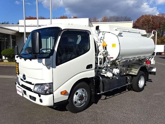 HINO DUTRO 2024