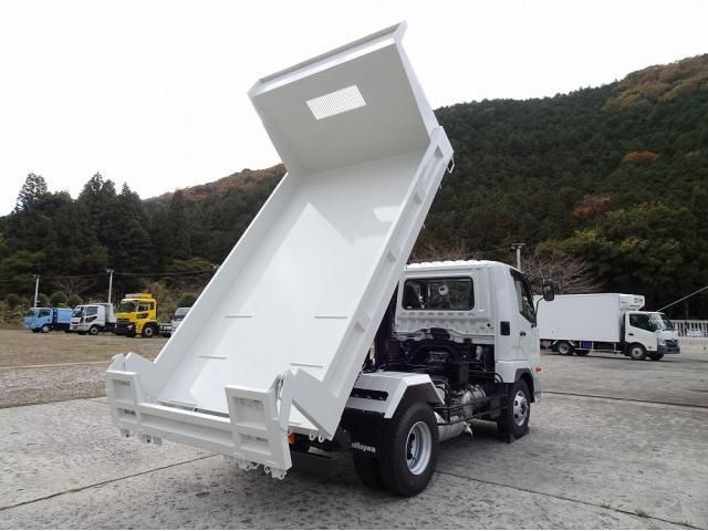 MITSUBISHI FUSOU FIGHTER 2025