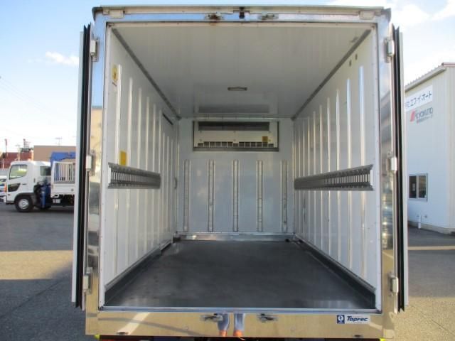 MITSUBISHI CANTER 2018