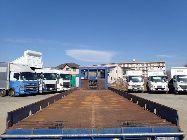 MITSUBISHI FUSOU SUPER GREAT 2017