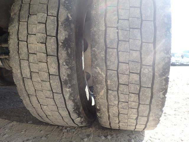 MITSUBISHI FUSOU SUPER GREAT 2017