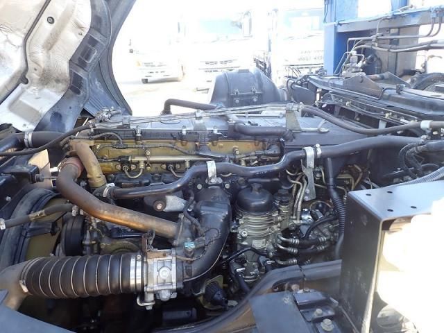 MITSUBISHI FUSOU SUPER GREAT 2017