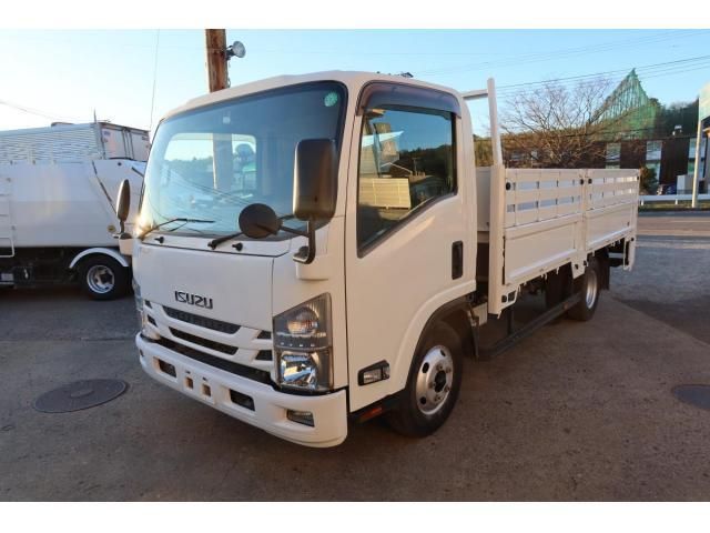 ISUZU ELF 2018