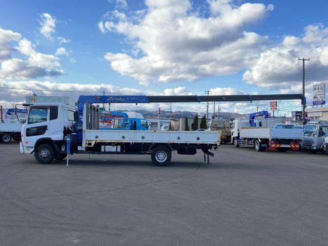 NISSAN DIESEL CONDOR 2011