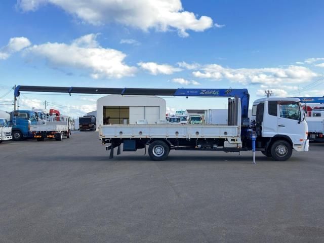 NISSAN DIESEL CONDOR 2011