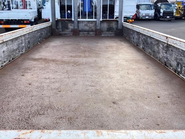 NISSAN DIESEL CONDOR 2011