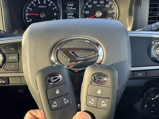 DAIHATSU ATRAI deckvan 4WD 2023