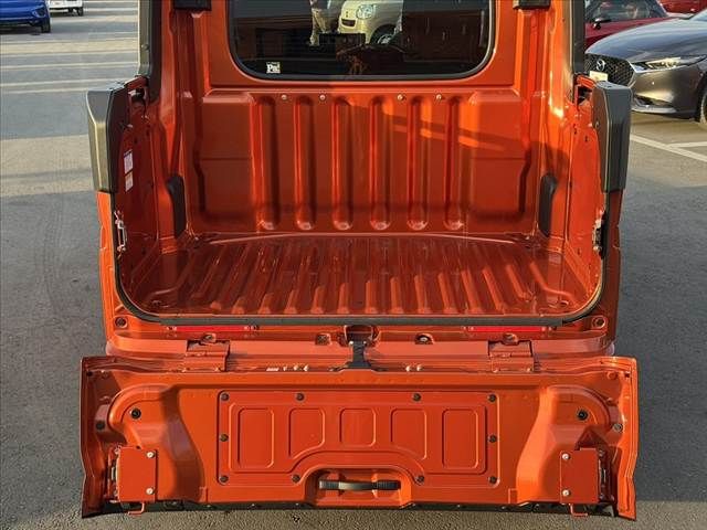 DAIHATSU ATRAI deckvan 4WD 2023