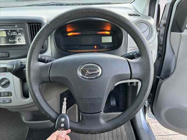 DAIHATSU MIRA e:S 2016