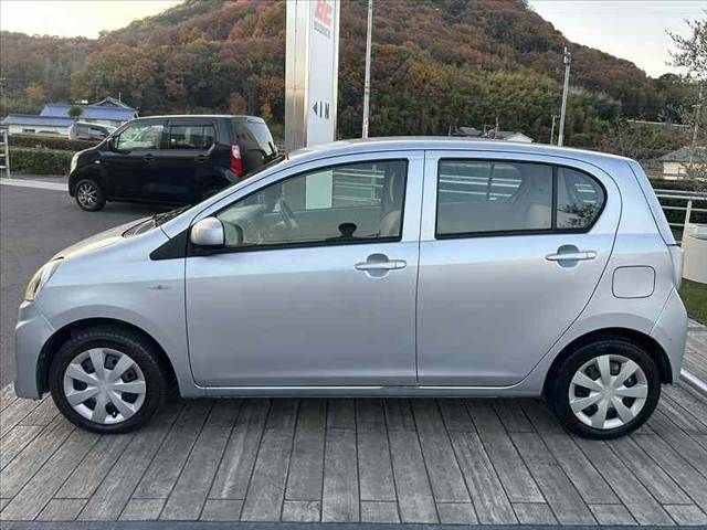 DAIHATSU MIRA e:S 2016