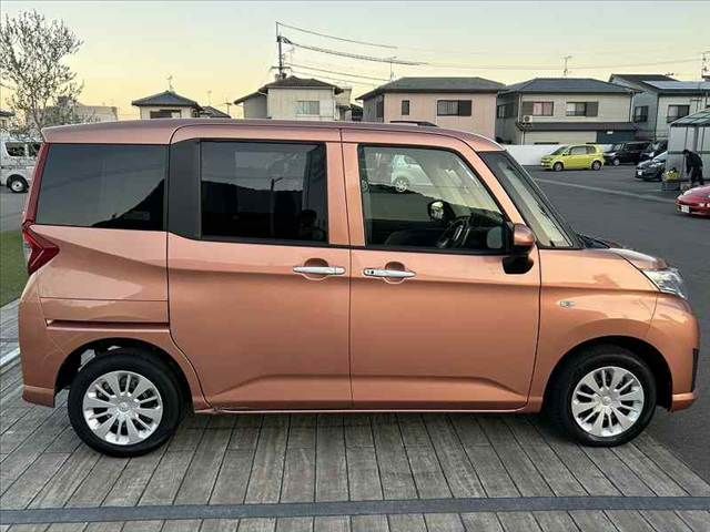 TOYOTA ROOMY 2020