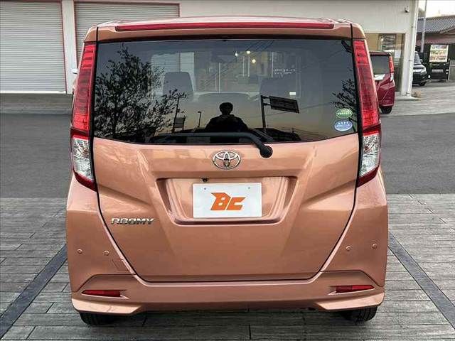 TOYOTA ROOMY 2020