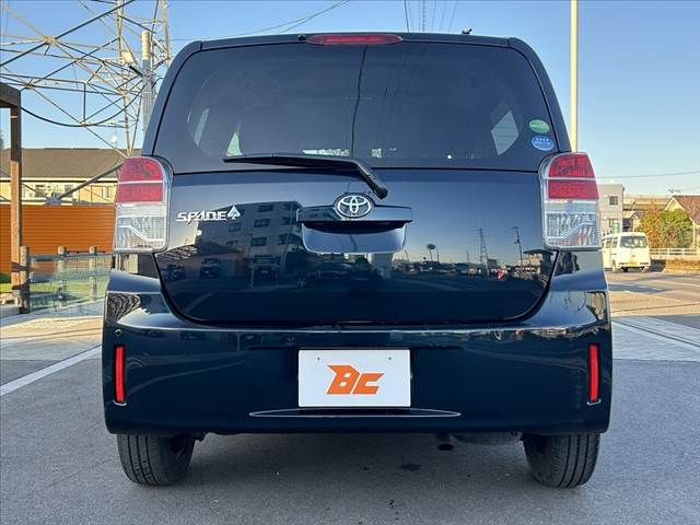 TOYOTA SPADE 2016