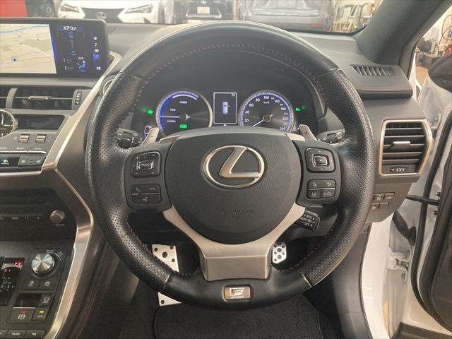 TOYOTA LEXUS NX300h 2018