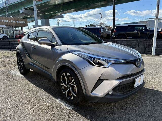 TOYOTA C-HR 2017