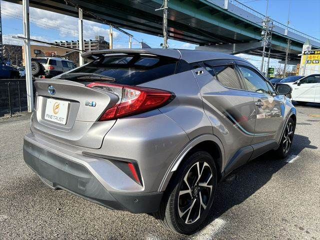 TOYOTA C-HR 2017