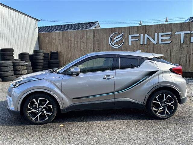 TOYOTA C-HR 2017