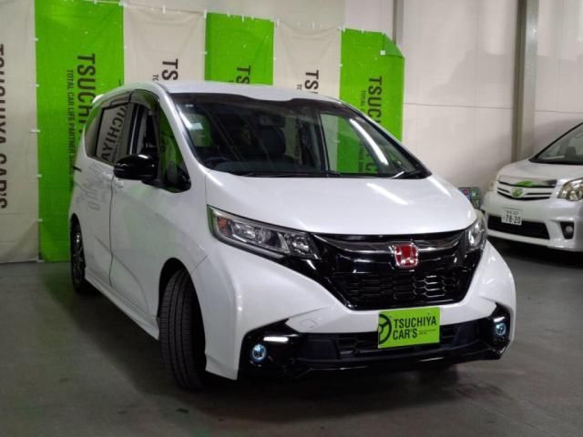 HONDA FREED 2019