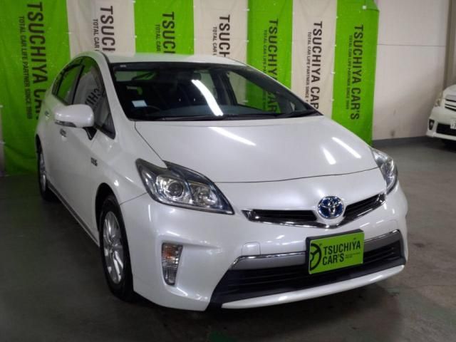 TOYOTA PRIUS PHV 2015