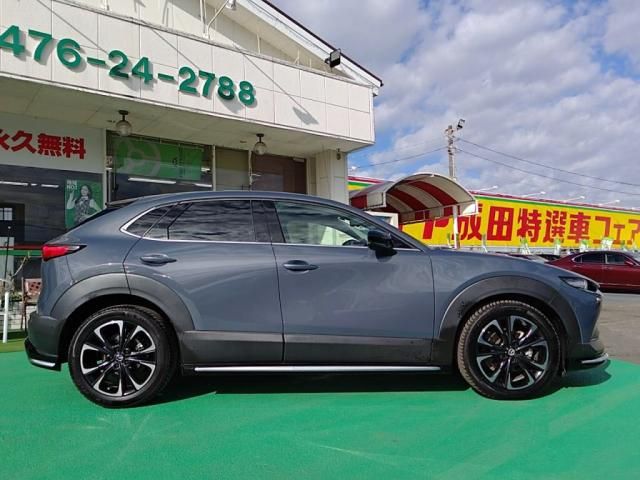 MAZDA CX-30 2020