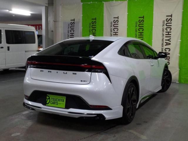 TOYOTA PRIUS 2023
