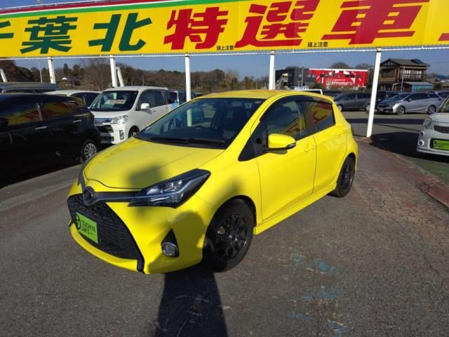 TOYOTA VITZ 2015