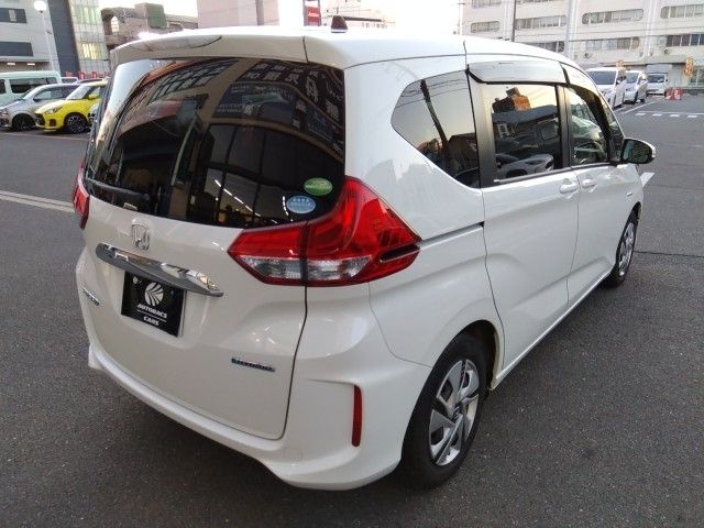 HONDA FREED HYBRID 2018