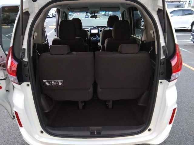 HONDA FREED HYBRID 2018