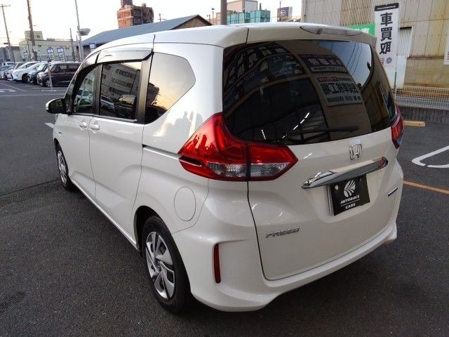 HONDA FREED HYBRID 2018