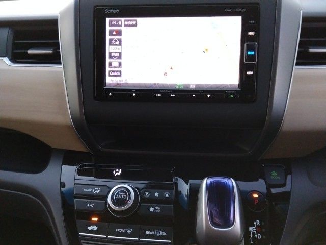 HONDA FREED HYBRID 2018