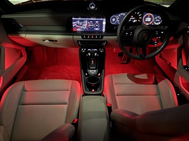 PORSCHE PORSCHE 911 2020