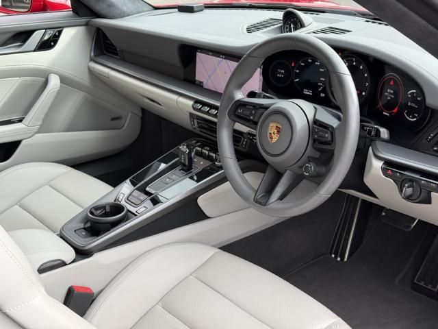 PORSCHE PORSCHE 911 2020