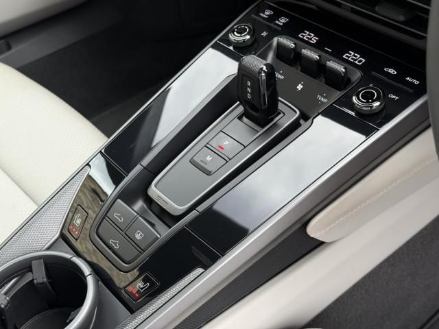 PORSCHE PORSCHE 911 2020