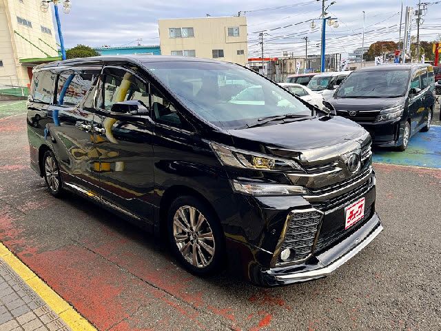 TOYOTA VELLFIRE 2017