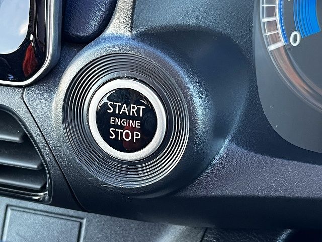 MITSUBISHI ek X 2020