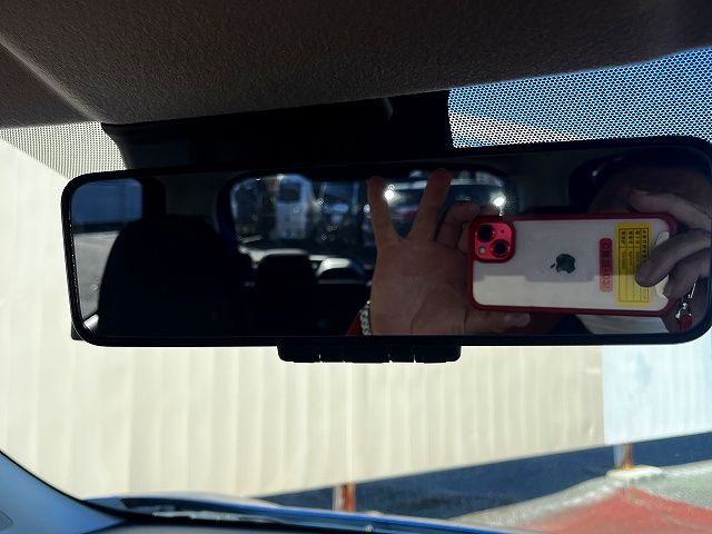 MITSUBISHI ek X 2020