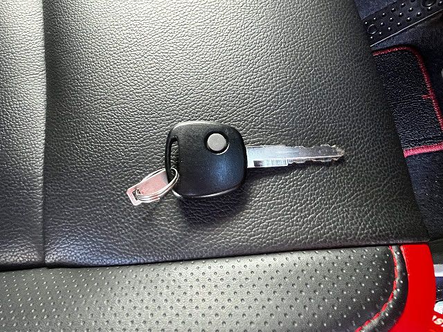 SUZUKI JIMNY 4WD 2013