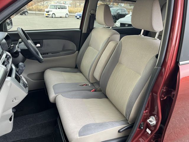 DAIHATSU CAST STYLE 2017