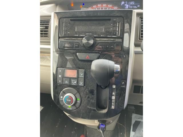 DAIHATSU TANTO 4WD 2016