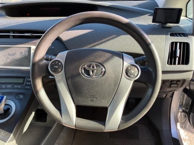 TOYOTA PRIUS 2010