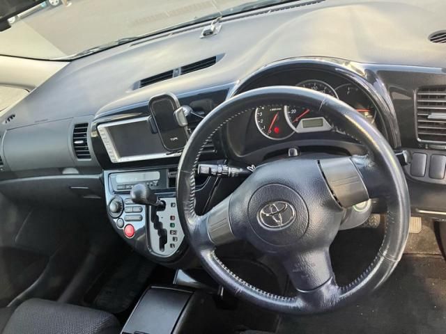 TOYOTA WISH 2005