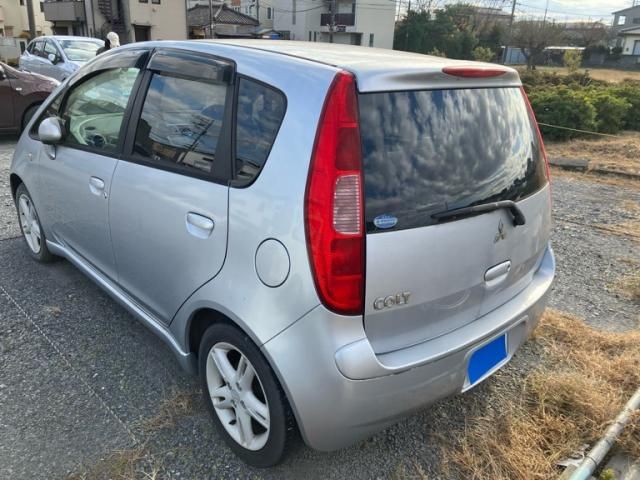 MITSUBISHI COLT 2002