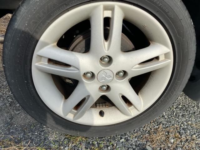 MITSUBISHI COLT 2002