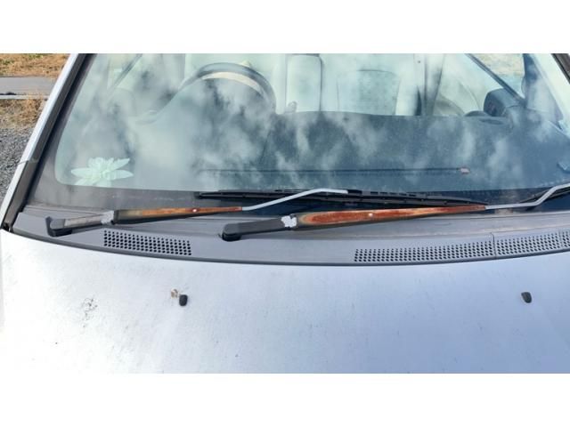 MITSUBISHI COLT 2002