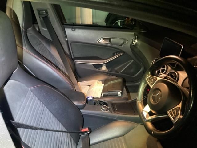 MERCEDES BENZ MERCEDES BENZ CLA Shooting Brake 2015