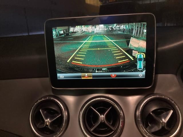 MERCEDES BENZ MERCEDES BENZ CLA Shooting Brake 2015