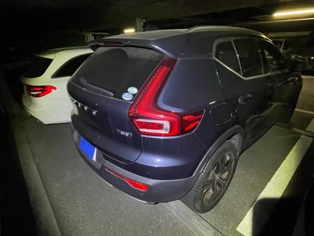 VOLVO VOLVO XC40 2019